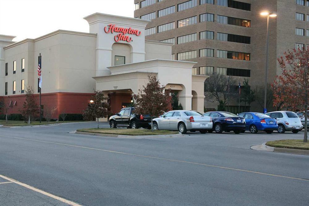 Hampton Inn Wichita Falls-Sikes Senter Mall Buitenkant foto
