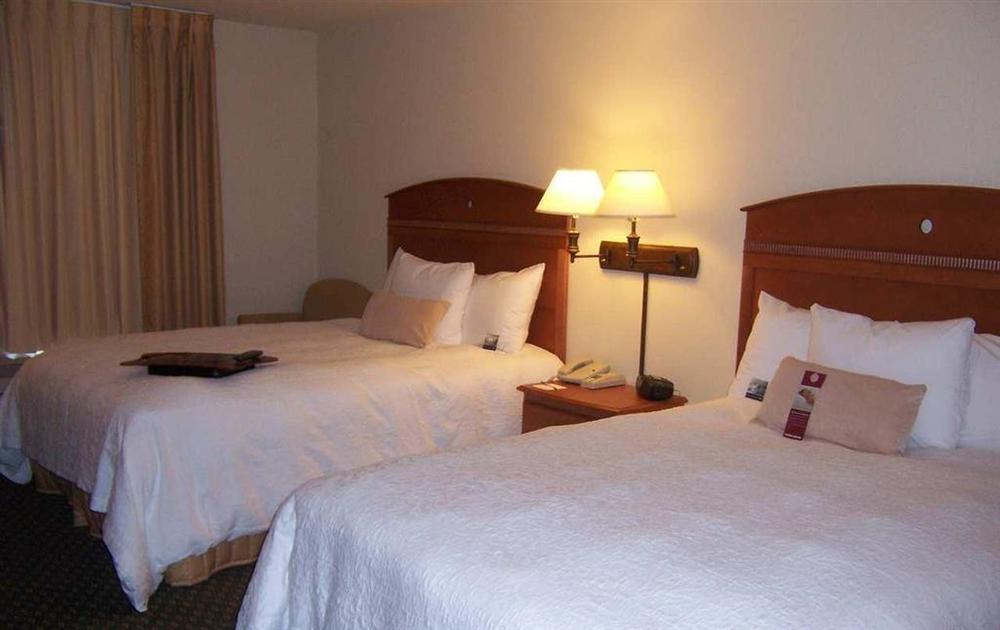 Hampton Inn Wichita Falls-Sikes Senter Mall Kamer foto