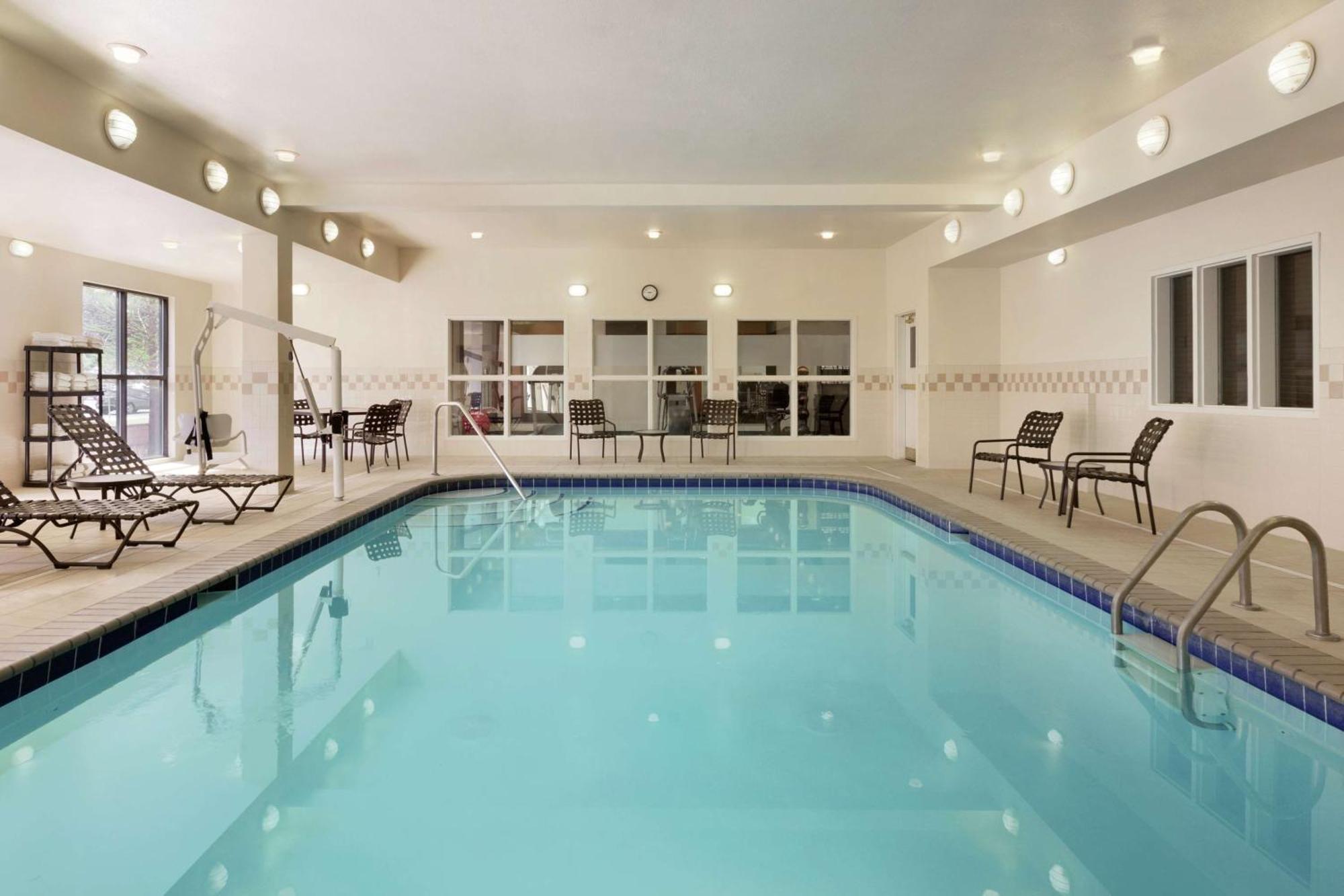 Hampton Inn Wichita Falls-Sikes Senter Mall Buitenkant foto