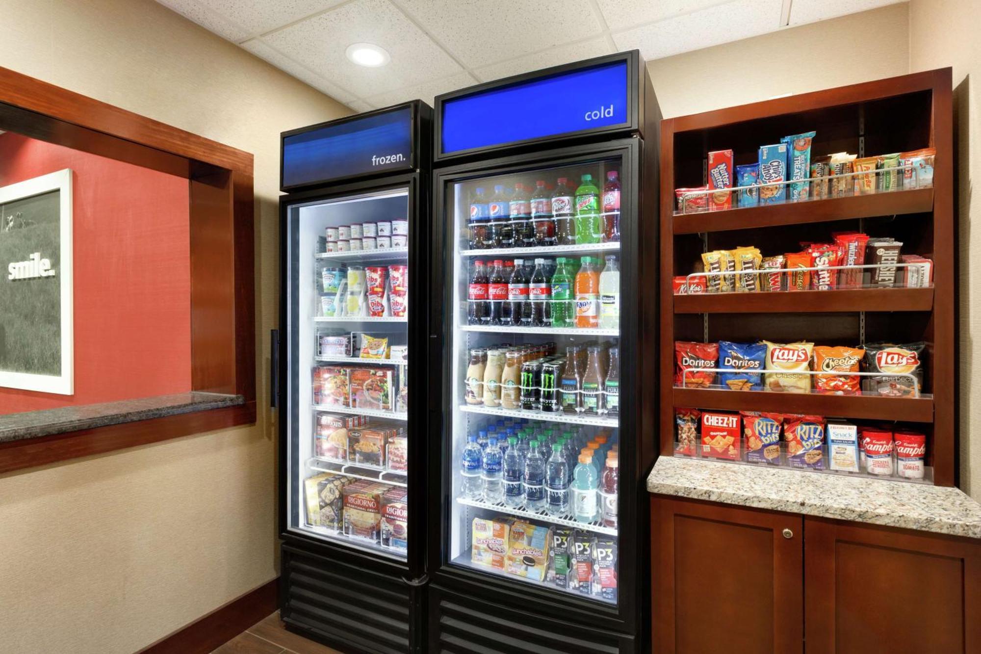 Hampton Inn Wichita Falls-Sikes Senter Mall Buitenkant foto