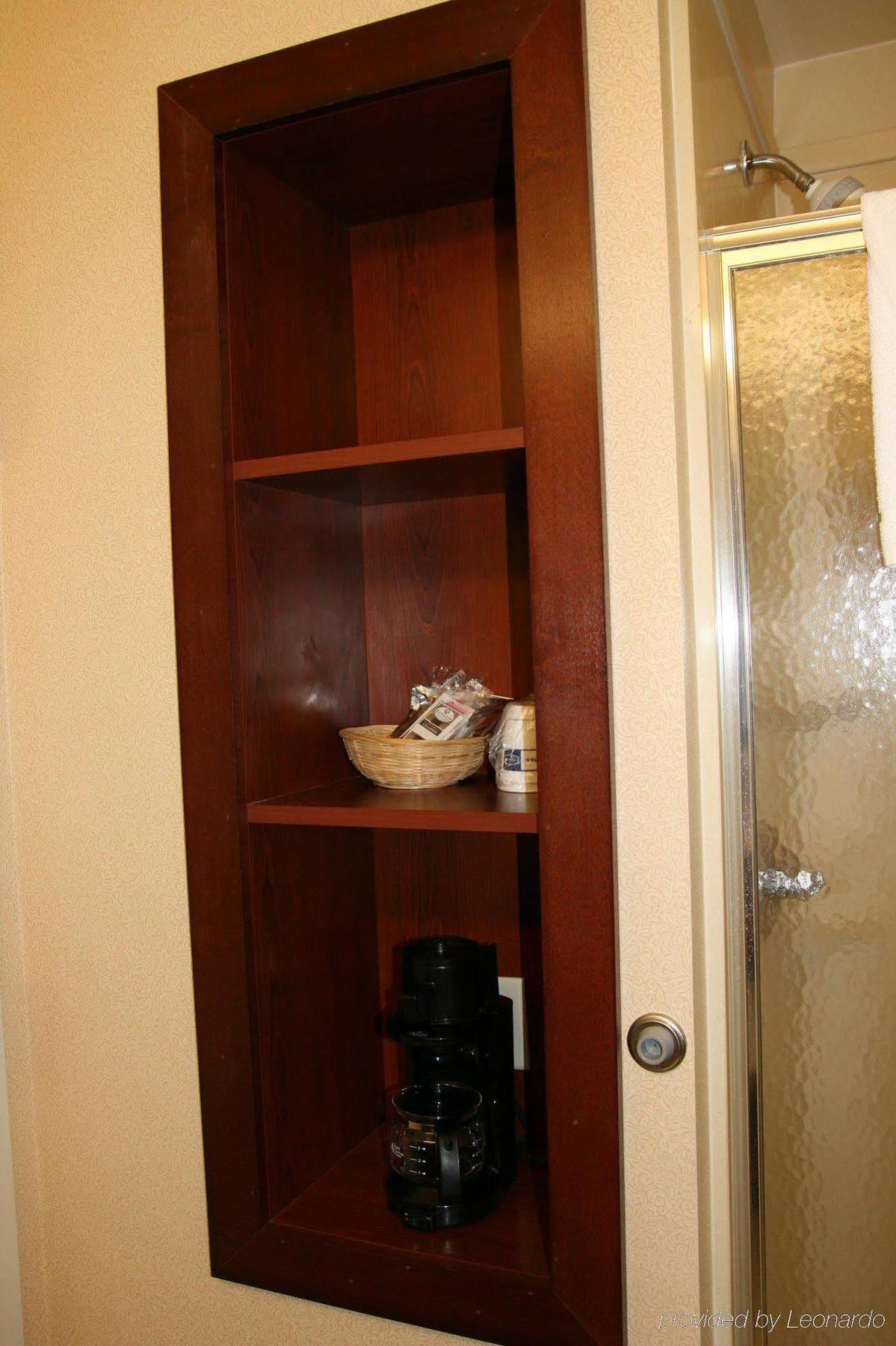 Hampton Inn Wichita Falls-Sikes Senter Mall Buitenkant foto