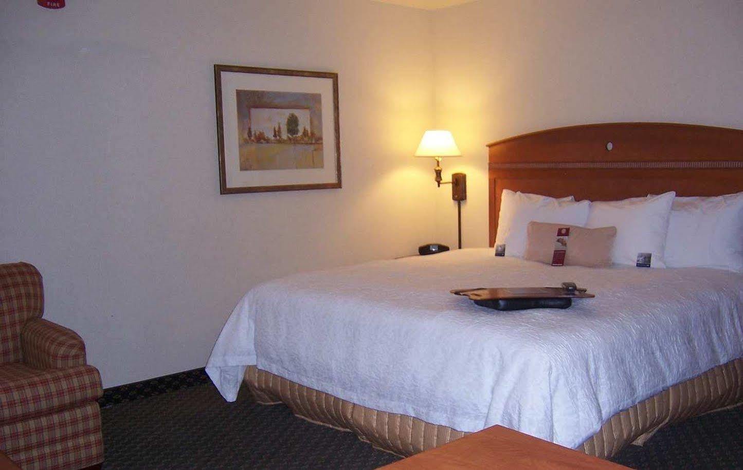 Hampton Inn Wichita Falls-Sikes Senter Mall Buitenkant foto