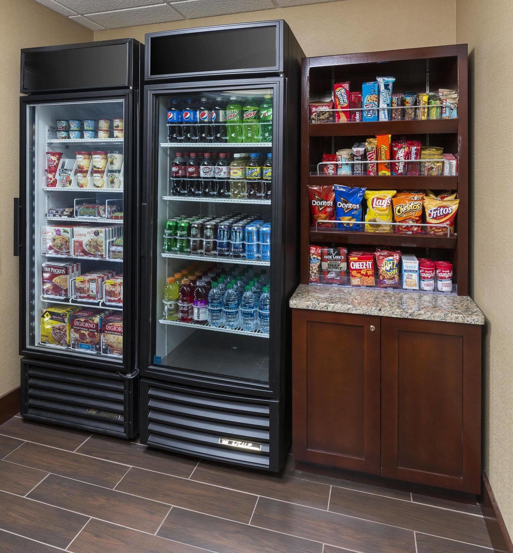 Hampton Inn Wichita Falls-Sikes Senter Mall Buitenkant foto